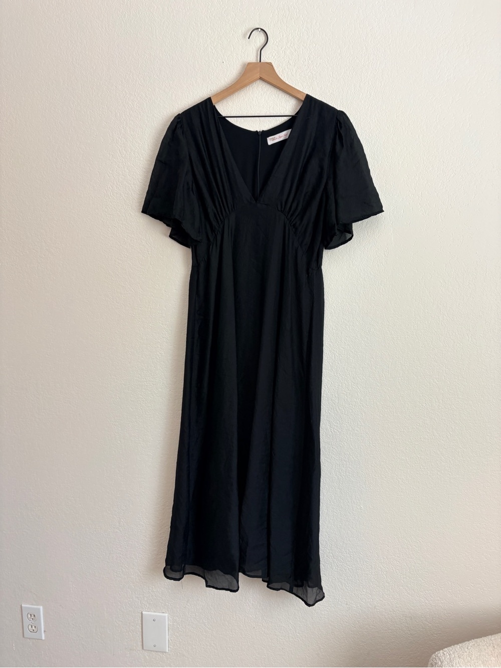 Lisa Says Gah Black Grace Chiffon Midi Dress - Picture 5 of 11